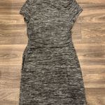 Anthropologie Maeve Dress. Size: M. Waist ruching. Lots of stretch. Lined. Photo 4