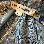 Artisan NY New  Paisley Blue Sleeveless Split V-Neck Blue n White Top Size L NWT Photo 2