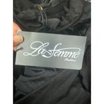 La Femme NWT 28506
Off the Shoulder Dress with Tie Back and Slit Black Sz 4 $348 Photo 5