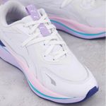 Puma RS-Curve sneakers in white and lilac (Brand New) Photo 2