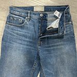 Everlane • the cheeky jean crop distressed hem Photo 6