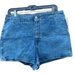 Wild Fable  highest rise shorts size 16 Waist 17", inseam 2 1/2" Photo 0