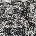 Zenana Outfitters The Arte by lace black & white zip front bustier corset crop top, size S Photo 9