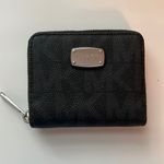 Michael Kors Black micheal kors wallet Photo 0