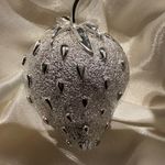 Vintage SARAH COVENTRY‎ Signed Silver Tone Strawberry Brooch Photo 4