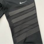 Nike  Women’s Dri-Fit Ankle Leggings Size S Photo 12