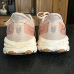 Hoka  Speedgoat 5 Women’s Light Pink Athletic Running‎ Hiking Sneakers Size 10B Photo 4