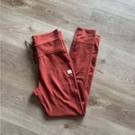 Vuori Daily Legging In Color Spice Photo 2