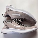 Nike Women's Sporty Athletic Comfort Flex Experience 8 Running Shoes Sz 8.5 Photo 3