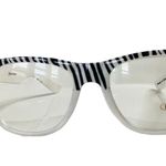 Stylish Retro Horn Rimmed Sunglasses White Photo 1