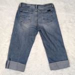 Seven7 Y2K  Lightly Distressed Lightwash Cuffed Capri Style Jeans Size 8 Photo 13