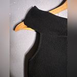 Aritzia Babaton Sculpt Knit Off-shoulder Top in Black. Size Large Photo 4