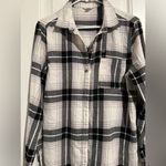 Aeropostale  Plaid Long Sleeve Button-Up Shirt – Size Medium, Pre-Owned Photo 2