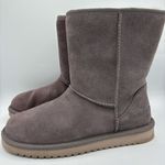 Koolaburra by Ugg Koola Short Grey Shearling Boots, size 8 W Photo 4
