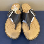 b.o.c. Between The Toe Sandal Woman's 8M Black Wedge Buckle Size 8 Photo 0