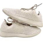 Allbirds Wool Sneakers Runner Fluffs White Merino Wool Athletic Shoes US Size 9 Photo 0