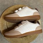 NWT Dolce Vita Quick Fashion Sneakers shoes size 10 White Photo 7