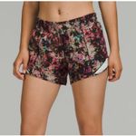 Lululemon  Hotty Hot Floral Edgy Feminine Workout Low Rise Lined Shorts Size 4 Photo 0