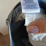 Old Navy  Boyfriend Glacier Cropped Denim Jeans Photo 8