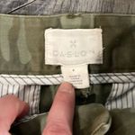 Caslon camouflage Camo cotton longer short w/ bottom hem zipper and clasp - 6 Photo 3