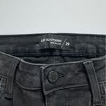 Just Black  Cropped Distressed Jeans Size 29 NWOT Photo 3