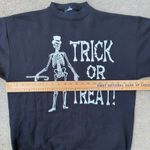 Vintage 90s Trick or Treat Skeleton Halloween Spooky Black Crewneck Sweatshirt Size XL Photo 4