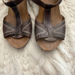 Taos Teezer Leather T Strap Heeled Sandals Women's US 9 EU 40 Brown Comfort Photo 1