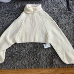 Forever 21 Cropped Sweater Photo 2