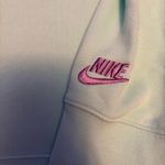 Nike Crewneck Floral Embroidered Photo 4