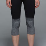 Lululemon  Seamlessly Street Crop Athletic Leggings Size 10 Black Capri Thick Photo 0