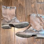 Caterpillar  Brown Leather Buckle Boots size 7 Photo 2