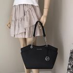 Michael Kors Set Photo 1