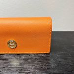 Tory Burch 🆕 NWOT  Sunglasses Case Orange with Gold Emblem Logo Leather Like Photo 3