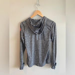 Nike Women’s Dri-Fit Long Sleeve Hooded SF Half Marathon Athletic Shirt Grey S Photo 1