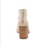 Vince Camuto  Corset  Sandals‎ Photo 6