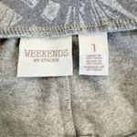 Chico's Weekends by Chico’s Gray Bamboo Leaf Print Capri Leggings w Pockets Size 1/M Photo 7