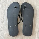 Shade & Shore Womens  Black Flip Flops - 10 Photo 1