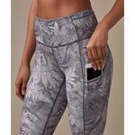 Lululemon  Fast & Free Kindred Spirit Alpine Cropped 19 in. Leggings 4 Small Photo 1