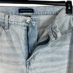 Aeropostale SZ 10 Mom Jeans Distressed Rips Hi-Rise Light Wash Zip-Fly Pockets Photo 3