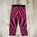 Nike Pro Dri- Fit Black & Pink Cropped Leggings Size Small Photo 8
