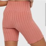 Aerie  Offline Ribbed Lettuce Hem Offline OG Bike Short 7" Pink Salmon Sz S Photo 3