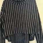 Storia  Long Sleeve Cropped Top Photo 4