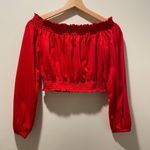 H&M Divided Cropped Off-the-shoulder Long Sleeve Top in Red Photo 2