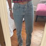 Abercrombie & Fitch Abercrombie 90s Straight Ultra High-Rise Photo 2