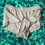 Gapfit tan running shorts, two pockets, stretchy Photo 3