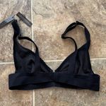 SKIMS  Naked Plunge Bra Onyx Size 32A Photo 3