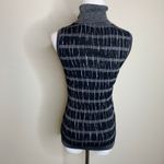 Carlisle  Turtleneck Shell Striped Black Silver Stripe Sz Small Photo 1