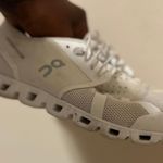 on cloud  Shoes Photo 7