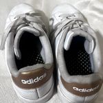 Adidas  Neo Cloudfoam White Sneakers athletic shoes Advantage sz 7.5 Photo 4