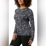 32 Degrees Heat 32 Degrees Top Women UPF 50+ Long Sleeve Sun Tee Black Palm Leaves Size Medium Photo 3